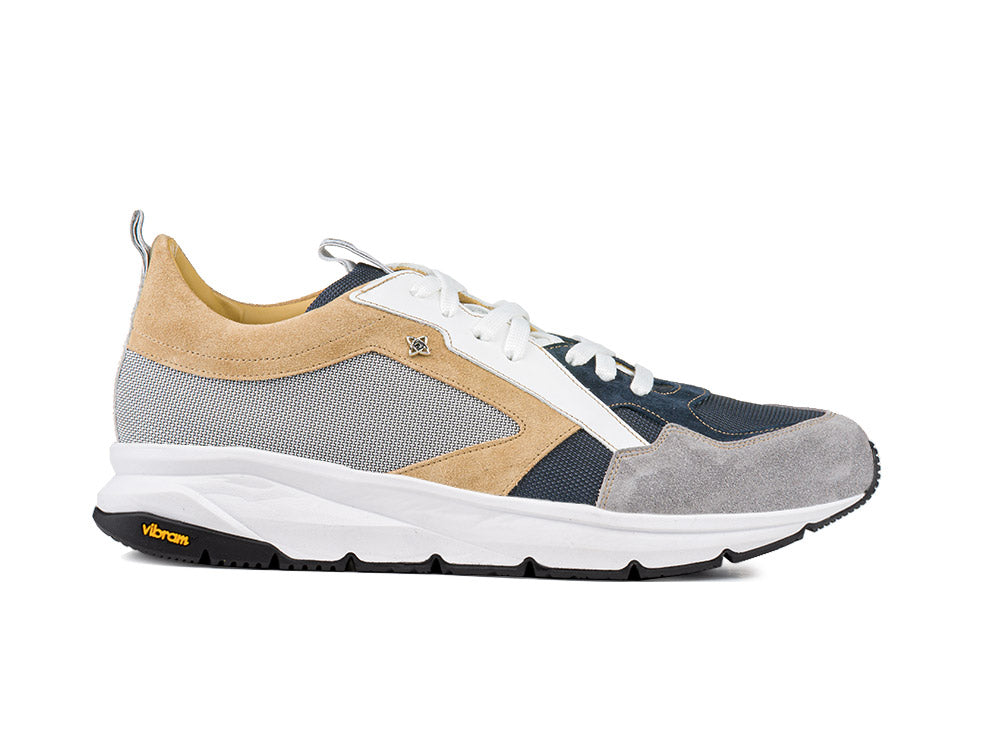 Vibram sole running shoes on sale